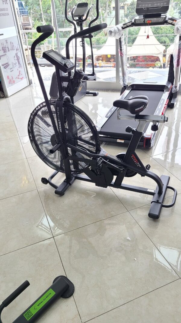 ASSAULT FITNESS AIR BIKE